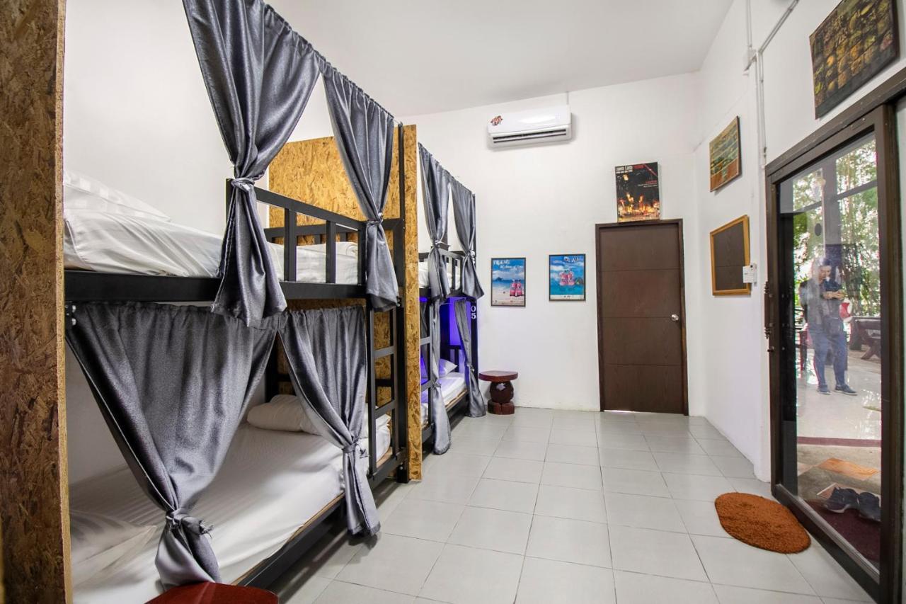 T&T Hostel Kanchanaburi Exterior foto