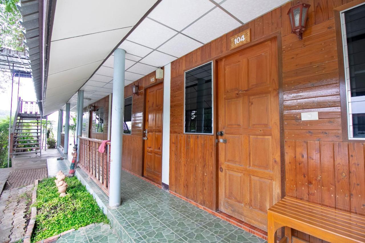 T&T Hostel Kanchanaburi Exterior foto
