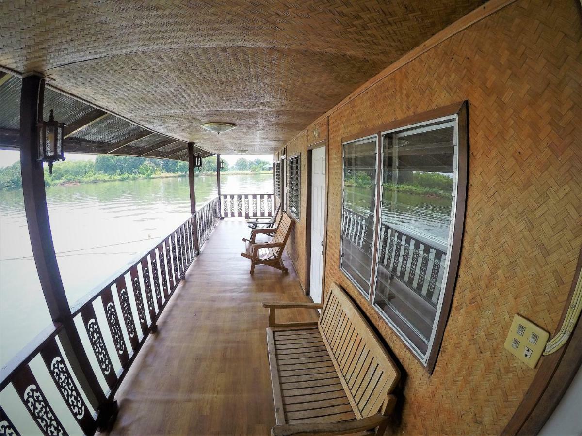 T&T Hostel Kanchanaburi Exterior foto